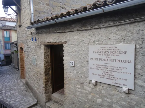 La casa natale di Padre Pio a Pietralcina |  | Donorione.org
