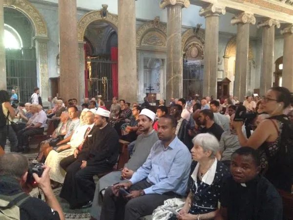 La comunità islamica in prima fila a Santa Maria in Trastevere |  | VG / ACI stampa
