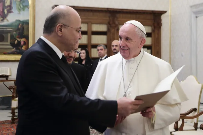Il Papa con il Presidente dell'Iraq |  | EWTN - ACI Stampa / Evandro Inetti / Vatican Pool 