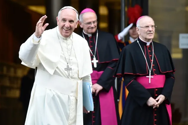 Mons. Galantino con Papa Francesco |  | Conferenza Episcopale Italiana