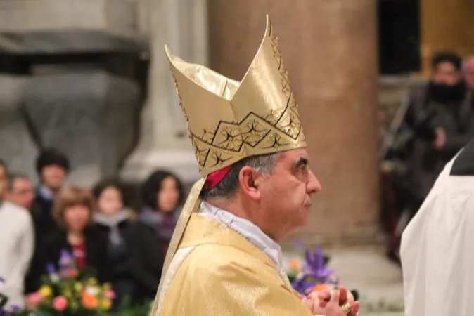 Monsignor Angelo Becciu al 49 Anniversario della Comunità di Sant'Egidio |  | Lucia Ballester, ACI Group