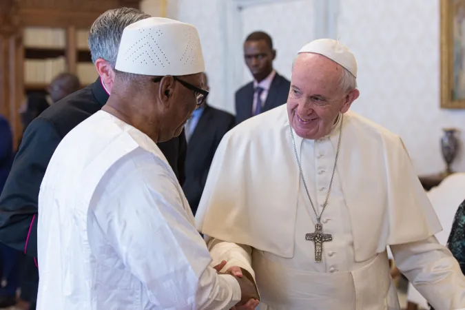 Il Papa e il Presidente del Mali |  | © EWTN-ACI Stampa/Daniel Ibáñez/Vatican Pool