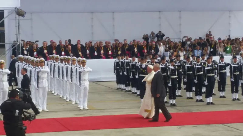 Il Papa è arrivato a Lima |  | Martha Calderon, ACI prensa