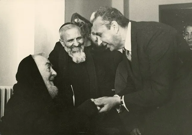 Aldo Moro con Padre Pio |  | pubblico dominio - Wikicommons