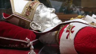 725 anni fa veniva eletto Papa Celestino V