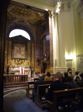 La cappella dell'immagine di Maria nella chiesa di Sant' Apollinare  |  | basilica.apollinare.org