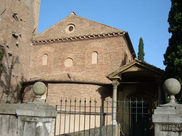 La basilica parrocchiale di Sant'Agnese fuori le mura |  | pubblico dominio 