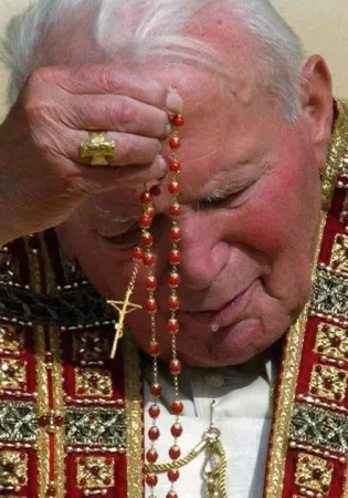 Giovanni Paolo II e il Rosario  |  | FB