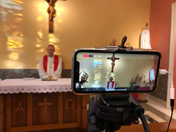 Le meditazioni del vescovo Russotto durante la Quarantena |  | FB Diocesi di Caltanissetta