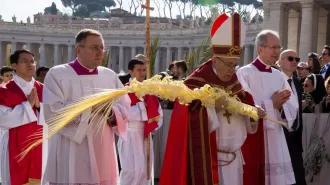 Il Papa: "Maria ci guidi verso il Sinodo dei giovani e verso la GMG di Panama"