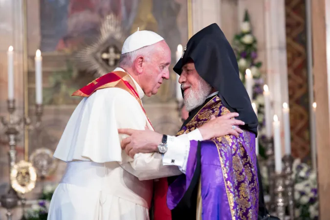 Il Papa ad Echmiadzin |  | Osservatore Romano