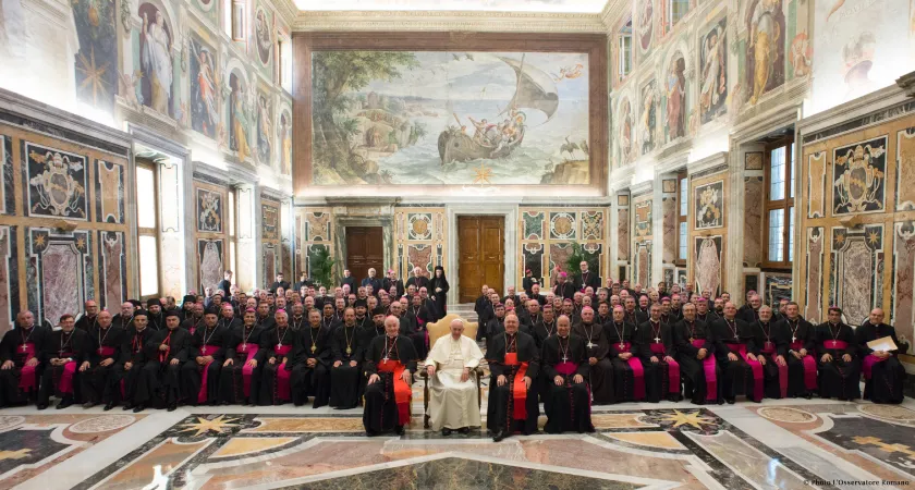 Papa Francesco e i Vescovi ordinati nell'ultimo anno |  | Servizio Fotografico L'Osservatore Romano