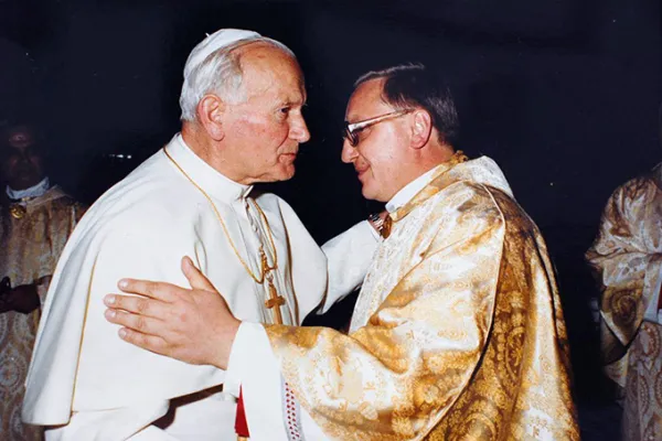 Giovanni Paolo II e l'arcivescovo Tadeusz Kondrusiewicz / Ruskatolik.rf