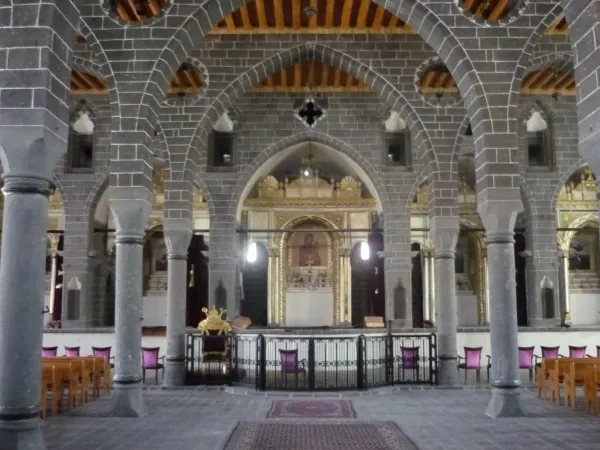 San Ciriaco, Diyarbakir | La chiesa apostolica armena di San Ciriaco a Diyarbakir, Turchia | Wikimedia Commons