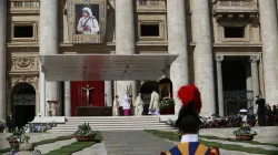 Un momento della Messa di canonizzazione di Madre Teresa di Calcutta, San Pietro, 4 settembre 2016 / Daniel Ibanez / ACI Group