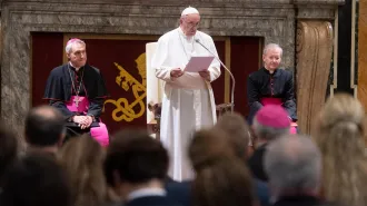 Papa Francesco: "Religiosità popolare, preghiera, famiglia. Valori da non perdere"