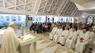 Papa Francesco: "Il cristiano rimane giovane quando dialoga con lo Spirito"