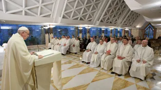 Papa Francesco: "La Parola del Signore vince l'idolatria e la superbia"