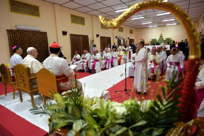 Il Papa incontra i Vescovi del Myanmar |  | L'Osservatore Romano, ACI Group 