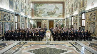 Il Papa: "La vera ricchezza è nelle persone, non nel guadagno fine a sé stesso"