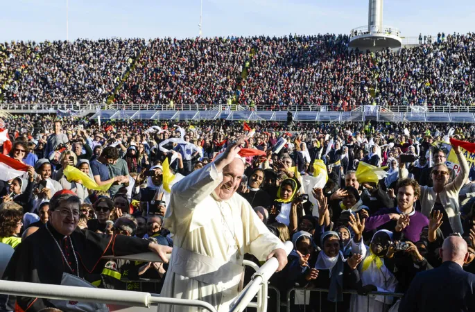Il Papa arriva allo stadio comunale di Firenze |  | CEI
