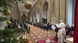 Papa Francesco durante il discorso al Corpo Diplomatico, Aula delle Benedizioni, 10 gennaio 2022 / Vatican Media / ACI Group