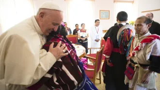 Trent'anni dopo Giovanni Paolo II, Papa Francesco scrive agli aborigeni