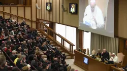 Papa Francesco incontra i partecipanti al convegno promosso da Laici, Famiglia e Vita / Vatican Media / ACI Group 