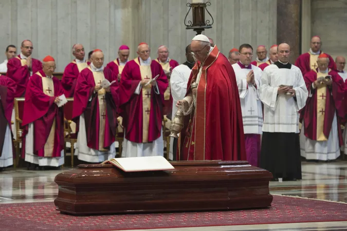 Le esequie del Cardinale Montezemolo |  | L'Osservatore Romano - ACI Group