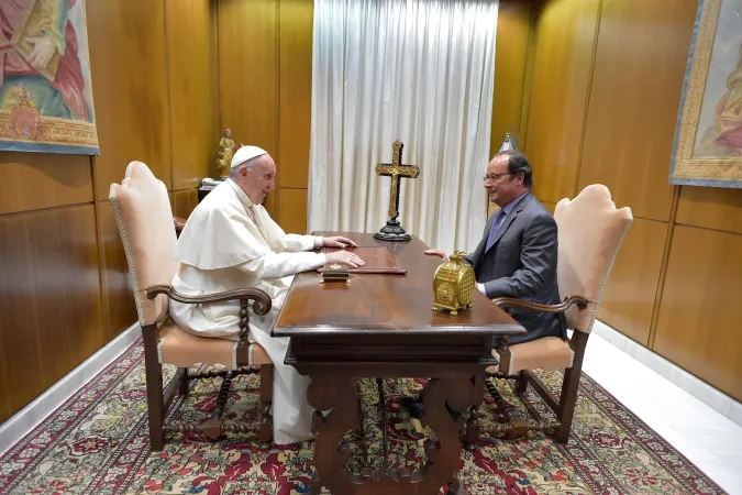 Il Papa e il Presidente Hollande  |  | Osservatore Romano 