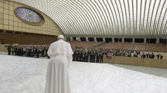 Papa Francesco, una economia di Vangelo si basa sull'alleanza tra generazioni