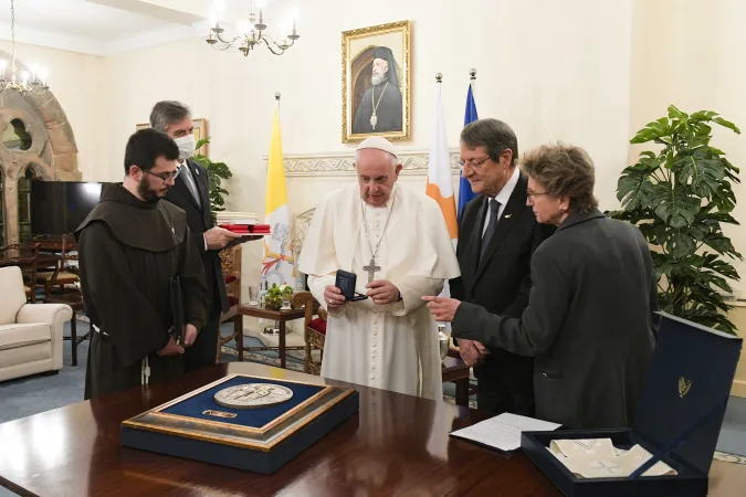 Papa Francesco a Cipro | Papa Francesco nel Palazzo Presidenziale di Nicosia con il presidente Anastasiadis, 2 dicembre 2021 | Vatican Media / ACI Group