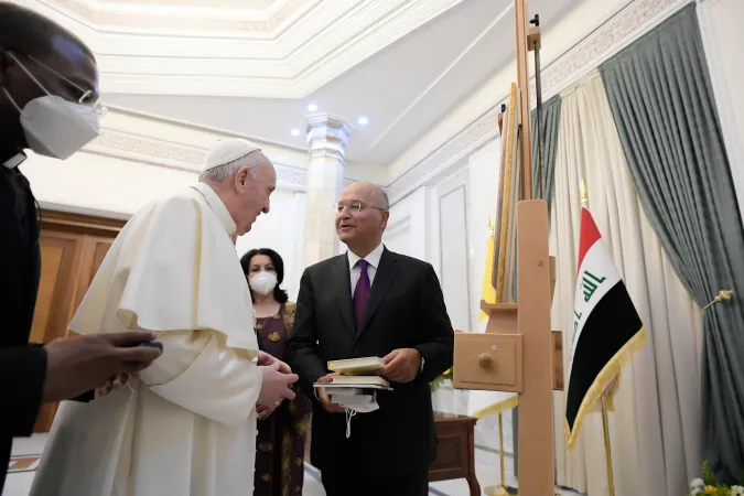 Papa Francesco durante la visita di cortesia al presidente Salih, Baghdad, 5 marzo 2021 | Vatican Media / ACI Group