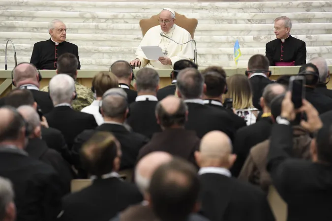 Papa Francesco e i Missionari della Misericordia  |  | Vatican Media 