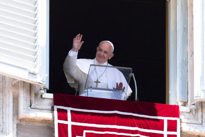 Papa Francesco durante la preghiera dell'Angelus | Vatican Media / ACI Group