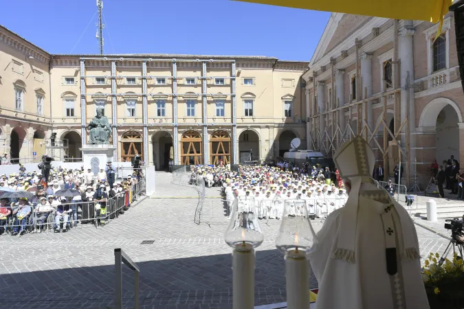 Papa Francesco celebra la Messa a Camerino  |  | Vatican Media 