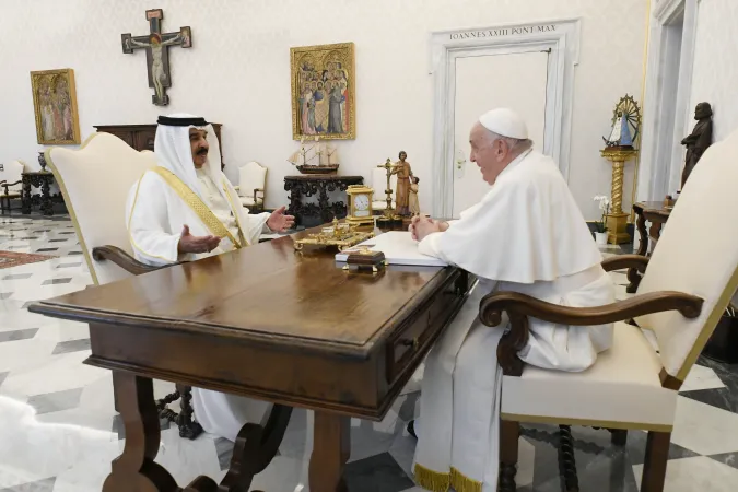 L'incontro del Papa e Hamad bin Isa bin Salman Al Khalifa. |  | Vatican Media