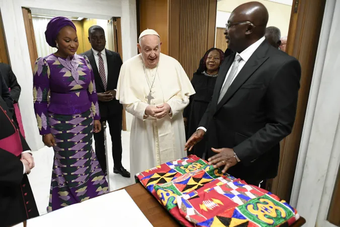 Papa Francesco e il vice presidente del Ghana Mahamudu Bawumia |  | Vatican Media