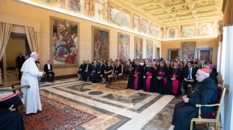 Papa Francesco: “Le colonizzazioni ideologiche uccidono la nobiltà dei popoli”