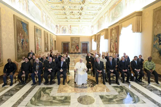 Papa Francesco, Fratelli Maristi | Papa Francesco con i Fratelli Maristi, Palazzo Apostolico Vaticano, 24 marzo 2022 | Vatican Media / ACI Group