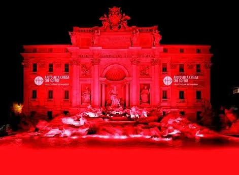 Fontana di Trevi si tinge di rosso |  | ACS
