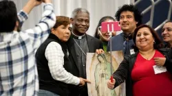 il Cardinale Turkson all'incontro dei movimenti popolari di Modesto, dove ha letto il messaggio del Papa / MDBee.org