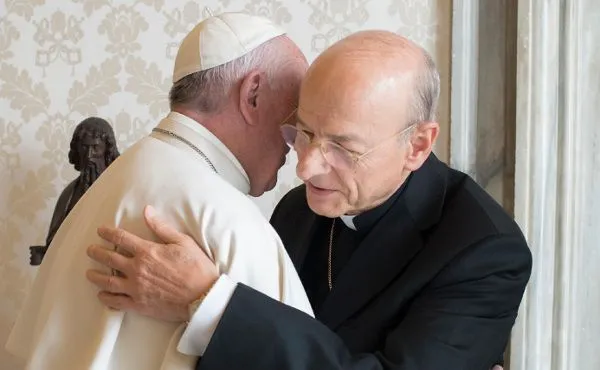 Monsignor Ocariz con Papa Francesco | Opus Dei