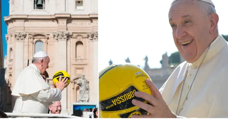 Papa Francesco nel 2015 con un pallone |  | Vatican Media /ACI Group