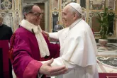 Papa Francesco nomina arcivescovo il Decano della Rota Romana 