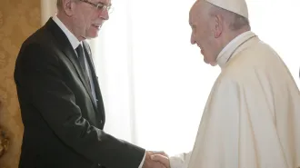 Dignità della persona e disarmo: i temi dell'incontro del Papa con il presidente austriaco