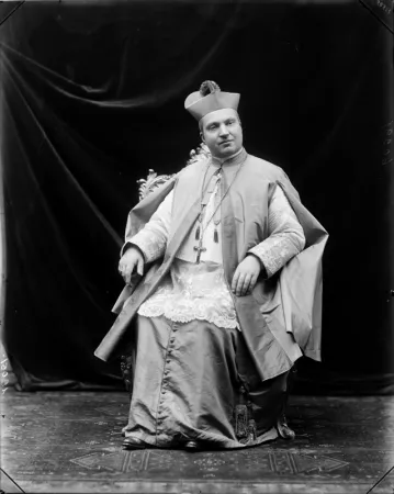 Il Cardinale Alfonso M. Mistrangelo |  | pubblico dominio 