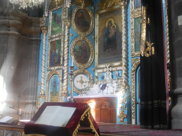 Altare della Cattedrale Apostolica delle Sette Piaghe | Andrea Gagliarducci / ACI Stampa 