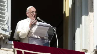 Il Papa: la Trasfigurazione di Gesù deve rigenerarci come cristiani