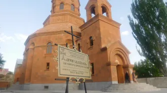 Il Papa in Armenia, anche per toccare le sofferenze di Gyumri